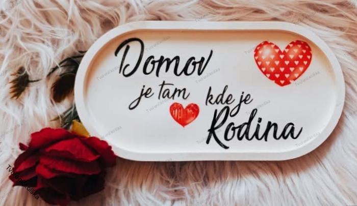 Tácek s mottem